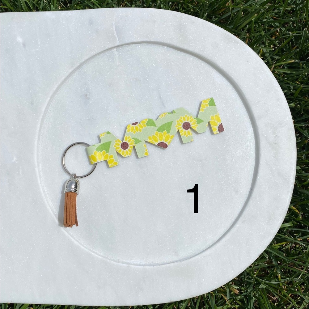 Sunflower handmade “MOM” keychain